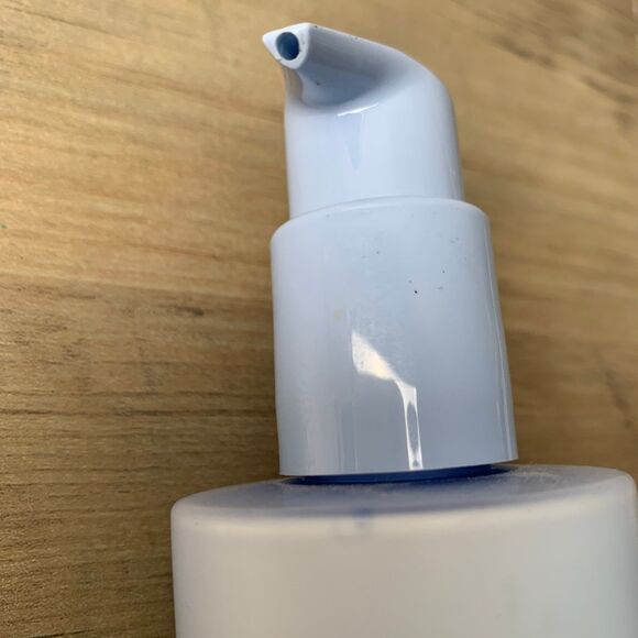 Estee Lauder Take It Away Makeup Remover Lotion For All Skin Types 6.7 oz New - Picture 5 of 6